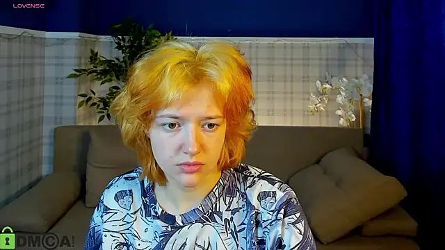 Snapshot of Star_Bee chatting on April 12, 2026, 9:34 am Star Bee online show from April 12, 2026, 9:34 am