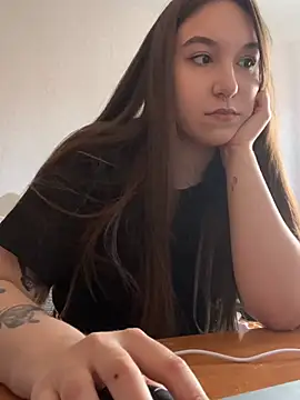 RiannaBrown online show from April 14, 2026, 3:11 am