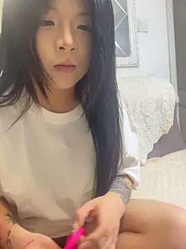 Snapshot of beibei-10 chatting on April 20, 2026, 1:24 pm beibei-10 online show from April 20, 2026, 1:24 pm