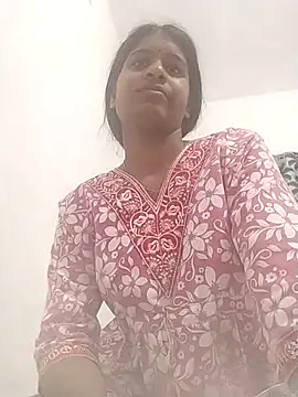 Snapshot of Shaniya03 chatting on June 24, 2026, 5:00 pm Shaniya03 online show from June 24, 2026, 5:00 pm