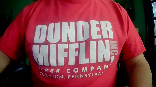 ilundercover online show from April 13, 2026, 11:36 am