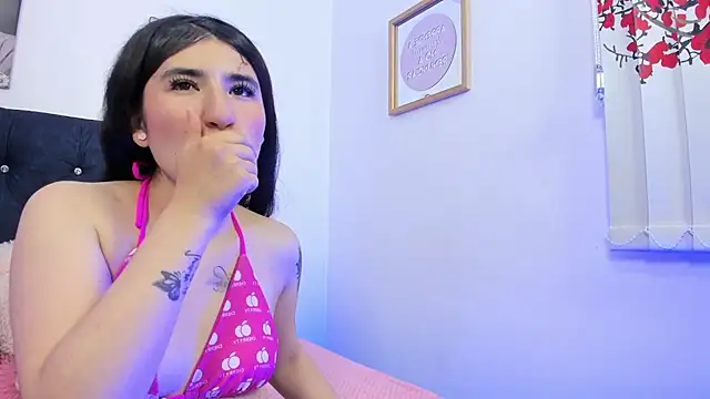 Fourbidden Desires online show from April 16, 2026, 2:40 pm