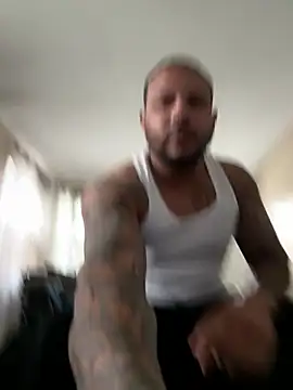 letsgetit30 online show from April 13, 2026, 1:48 pm