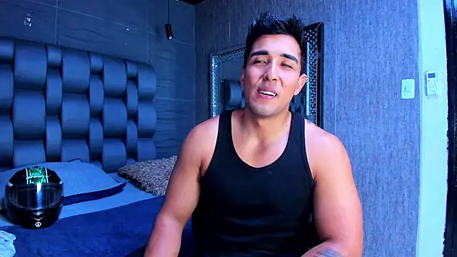 alangreek1 online show from April 24, 2026, 12:34 am