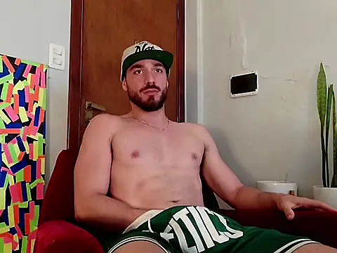 leohomb26 online show from April 9, 2026, 12:33 pm