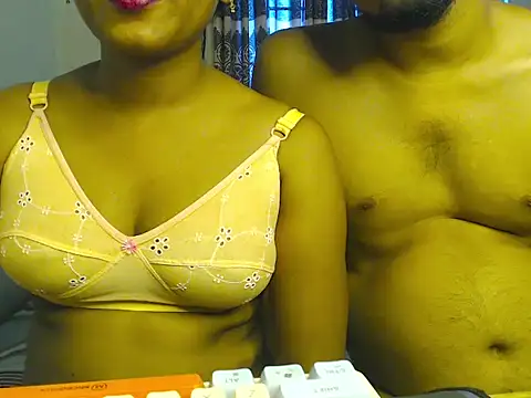 VelvetCoupleLive online show from June 27, 2026, 9:26 am
