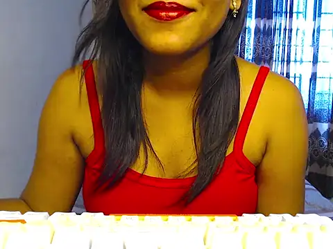 VelvetCoupleLive online show from July 3, 2026, 4:41 am