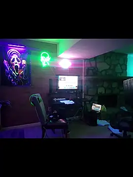 Snapshot of chronic_vibez chatting on July 5, 2026, 5:31 pm chronic vibez online show from July 5, 2026, 5:31 pm
