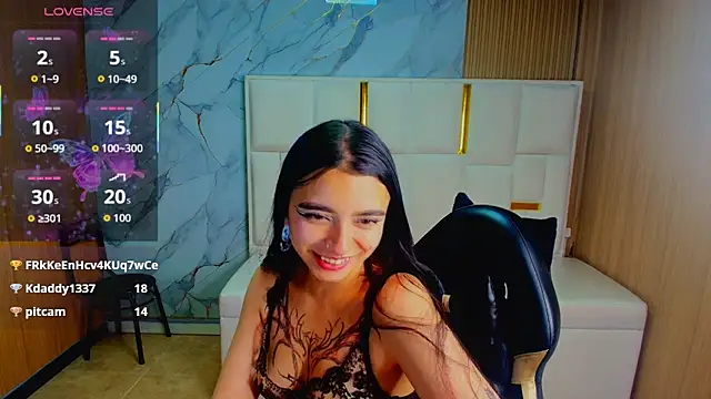 Samantha petite tf online show from May 31, 2026, 9:37 am