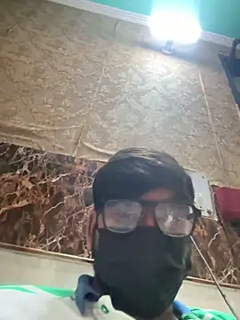 Badbuddy00 online show from April 13, 2026, 6:12 pm