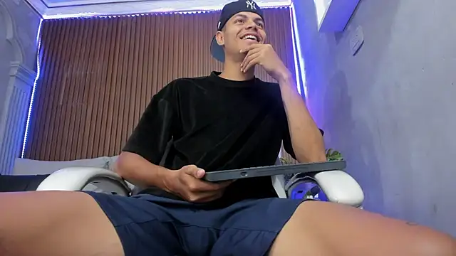 Omen20  online show from April 10, 2026, 11:28 am