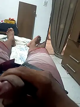 rogeriobastospqdt online show from April 16, 2026, 2:40 pm