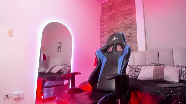 Snapshot of cero_khalifa chatting on April 10, 2026, 10:06 pm cero khalifa online show from April 10, 2026, 10:06 pm