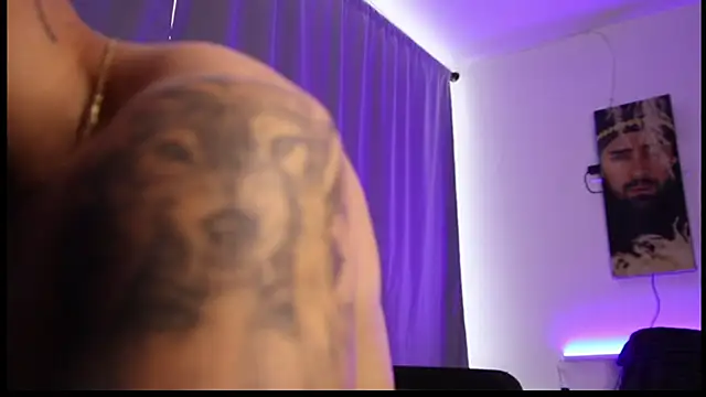 miike smit online show from April 17, 2026, 1:47 pm