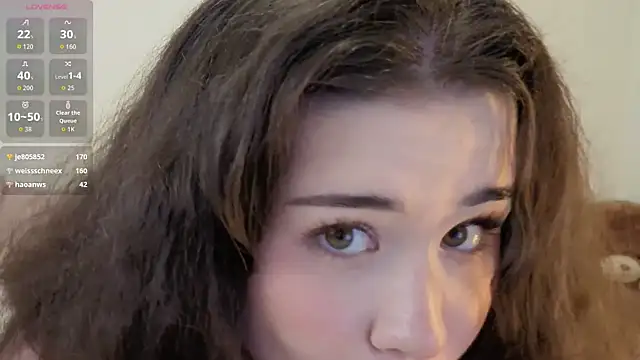 Snapshot of ChloeBlisss chatting on April 11, 2026, 7:45 am ChloeBlisss online show from April 11, 2026, 7:45 am