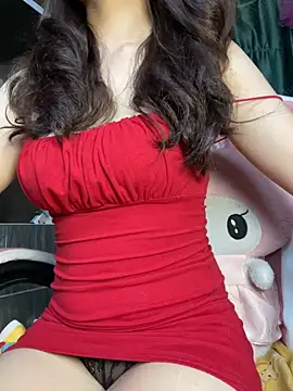 mayha11 online show from May 4, 2026, 6:38 am