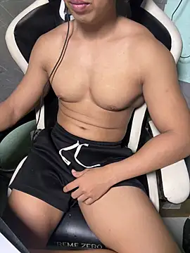 Snapshot of Paulo-jor chatting on April 9, 2026, 11:27 am Paulo-jor online show from April 9, 2026, 11:27 am