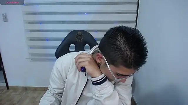 Tony 1  online show from April 15, 2026, 3:45 am