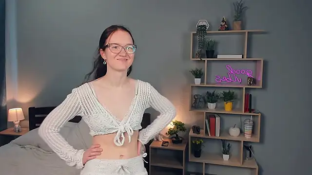 ErmaCurlis online show from April 18, 2026, 9:00 am