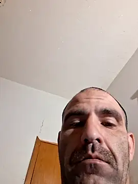 Snapshot of fitguy4u chatting on June 3, 2026, 7:07 pm fitguy4u online show from June 3, 2026, 7:07 pm