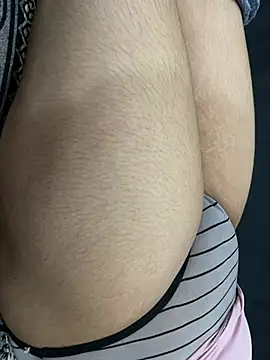 shanayacpl online show from April 26, 2026, 4:59 pm