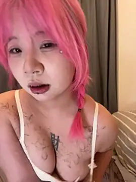 iiooii520 online show from April 10, 2026, 11:50 am