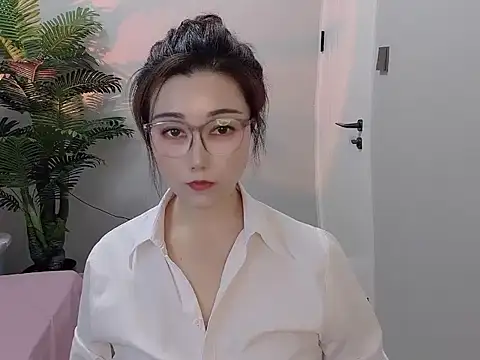 Yunxi- online show from April 21, 2026, 2:25 am