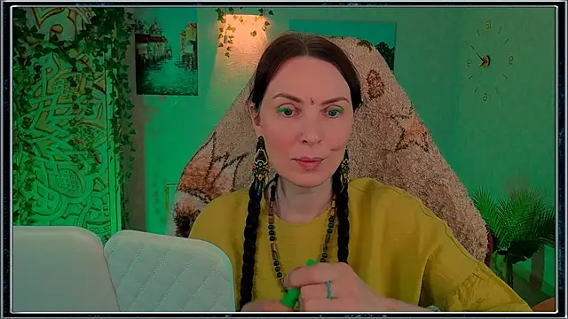 Snapshot of LanaRadiance chatting on June 17, 2026, 1:10 pm LanaRadiance online show from June 17, 2026, 1:10 pm
