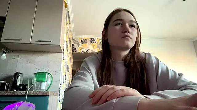 ValiriaX online show from April 14, 2026, 1:38 pm