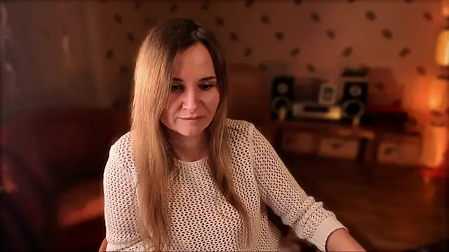 MiaSparkes online show from April 14, 2026, 9:25 am