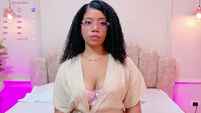 Snapshot of Abby_Montero chatting on April 15, 2026, 12:05 am Abby Montero online show from April 15, 2026, 12:05 am