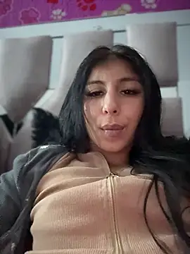 ariella 11 online show from April 14, 2026, 2:49 am