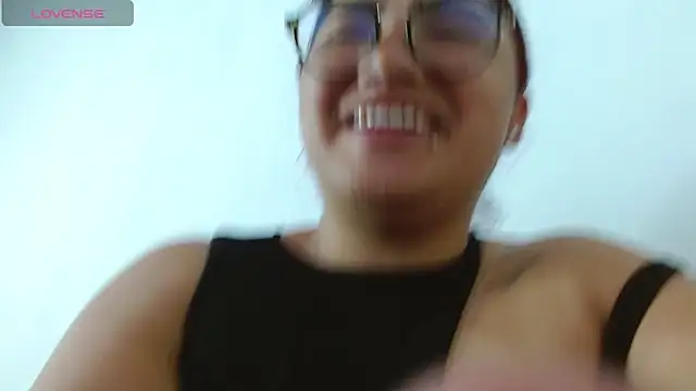 lucyheart 8 online show from June 30, 2026, 11:05 pm