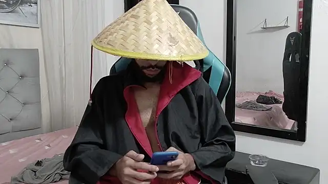 Winrrar7777 online show from April 22, 2026, 6:20 am