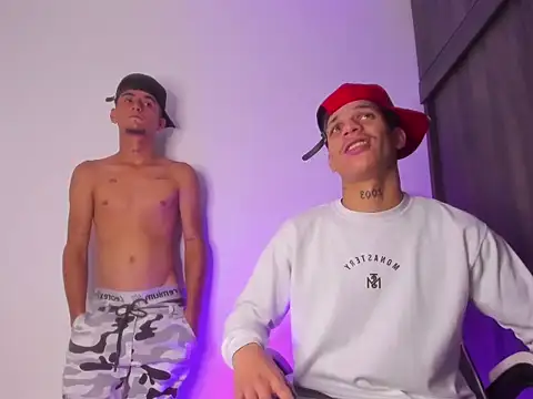 sintabusexo01 online show from April 11, 2026, 10:02 pm