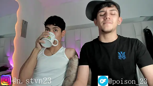 Snapshot of Poison_Boys chatting on May 17, 2026, 8:31 pm Poison Boys online show from May 17, 2026, 8:31 pm