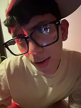 Snapshot of Poison_Boys chatting on June 23, 2026, 7:06 am Poison Boys online show from June 23, 2026, 7:06 am