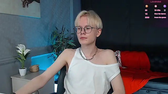 Snapshot of Liam_Blair chatting on July 9, 2026, 10:26 am Liam Blair online show from July 9, 2026, 10:26 am