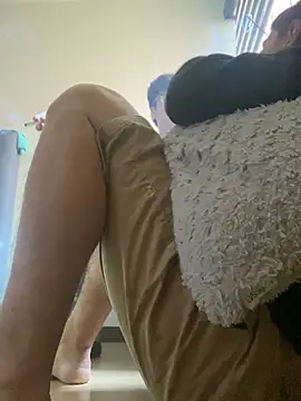 Snapshot of Dirty_deepthroat18 chatting on April 14, 2026, 12:43 pm Dirty deepthroat18 online show from April 14, 2026, 12:43 pm