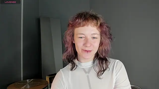 Ricki Bloom online show from June 30, 2026, 1:16 am