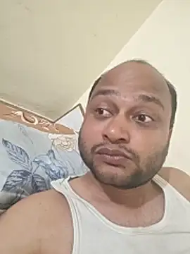 thenudemale online show from June 18, 2026, 6:46 pm