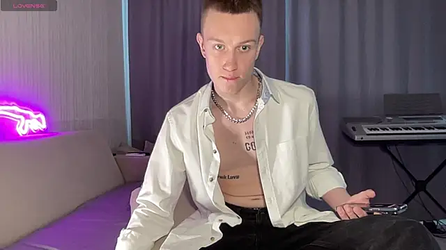 Travis Gracile online show from May 30, 2026, 8:09 am