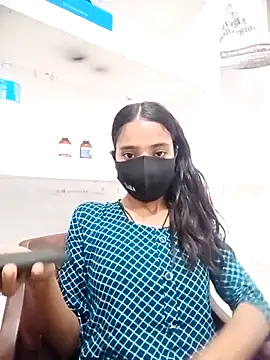 Riya cum66 online show from May 17, 2026, 6:19 pm
