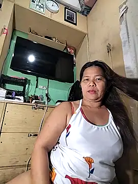 FILIPINAPUSSYPINAY online show from May 6, 2026, 5:55 am
