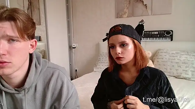 Snapshot of The_Slutty_Fox chatting on April 19, 2026, 8:15 am The Slutty Fox online show from April 19, 2026, 8:15 am