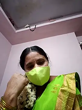 Tamilaunty35 online show from May 10, 2026, 4:42 pm