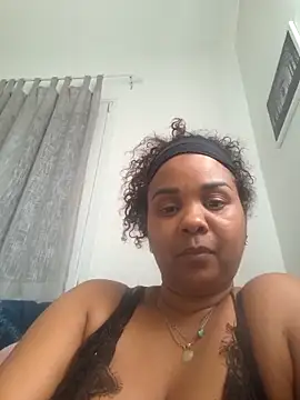 Roxan26 online show from April 11, 2026, 2:10 pm