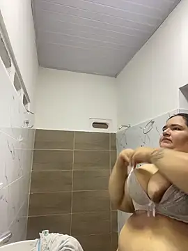 marianacooper120730 online show from April 15, 2026, 7:18 pm