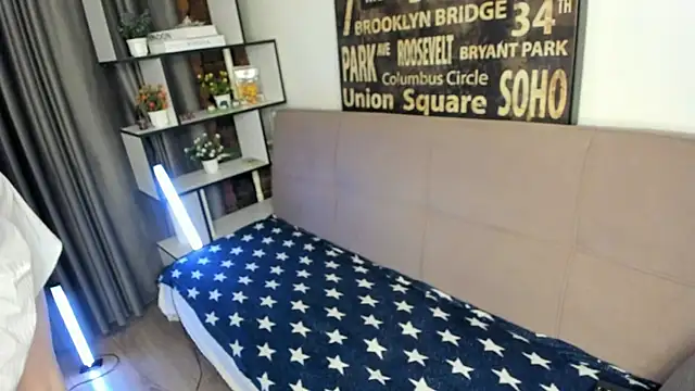 TwinkWhite online show from May 16, 2026, 8:52 pm
