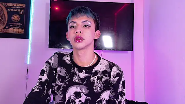Snapshot of Apolo_Prince1 chatting on June 24, 2026, 3:43 pm Apolo Prince1 online show from June 24, 2026, 3:43 pm